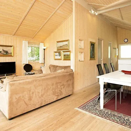 Four-bedroom Holiday In Holiday home