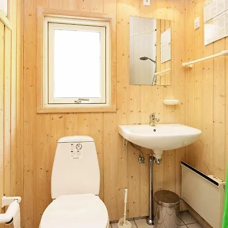 Holiday home Four-bedroom Holiday In